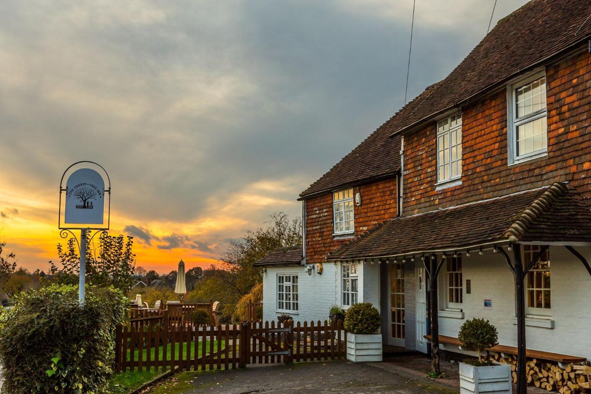 The Cherry Tree Inn Ticehurst Exterior foto